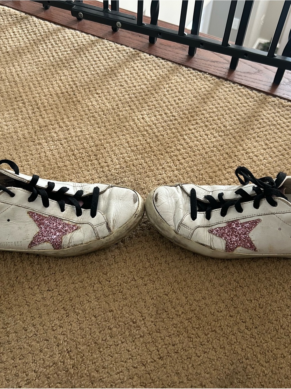 Golden Goose Size 41 - Picture 7 of 9